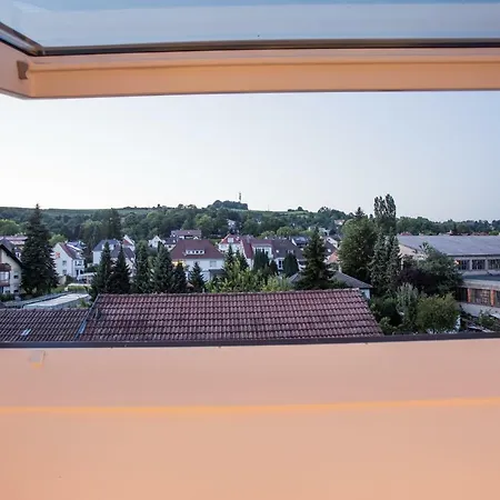 Nika * Lahr (Baden-Wurttemberg)